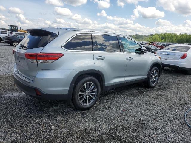  TOYOTA HIGHLANDER 2019 Srebrny