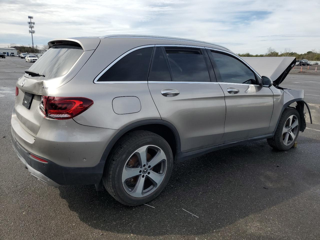 2020 Mercedes-Benz GLC - Image 3