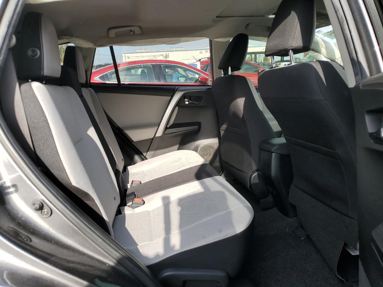 2017 Toyota Rav4 Xle VIN: JTMWFREV7HD105088 Lot: 53138545