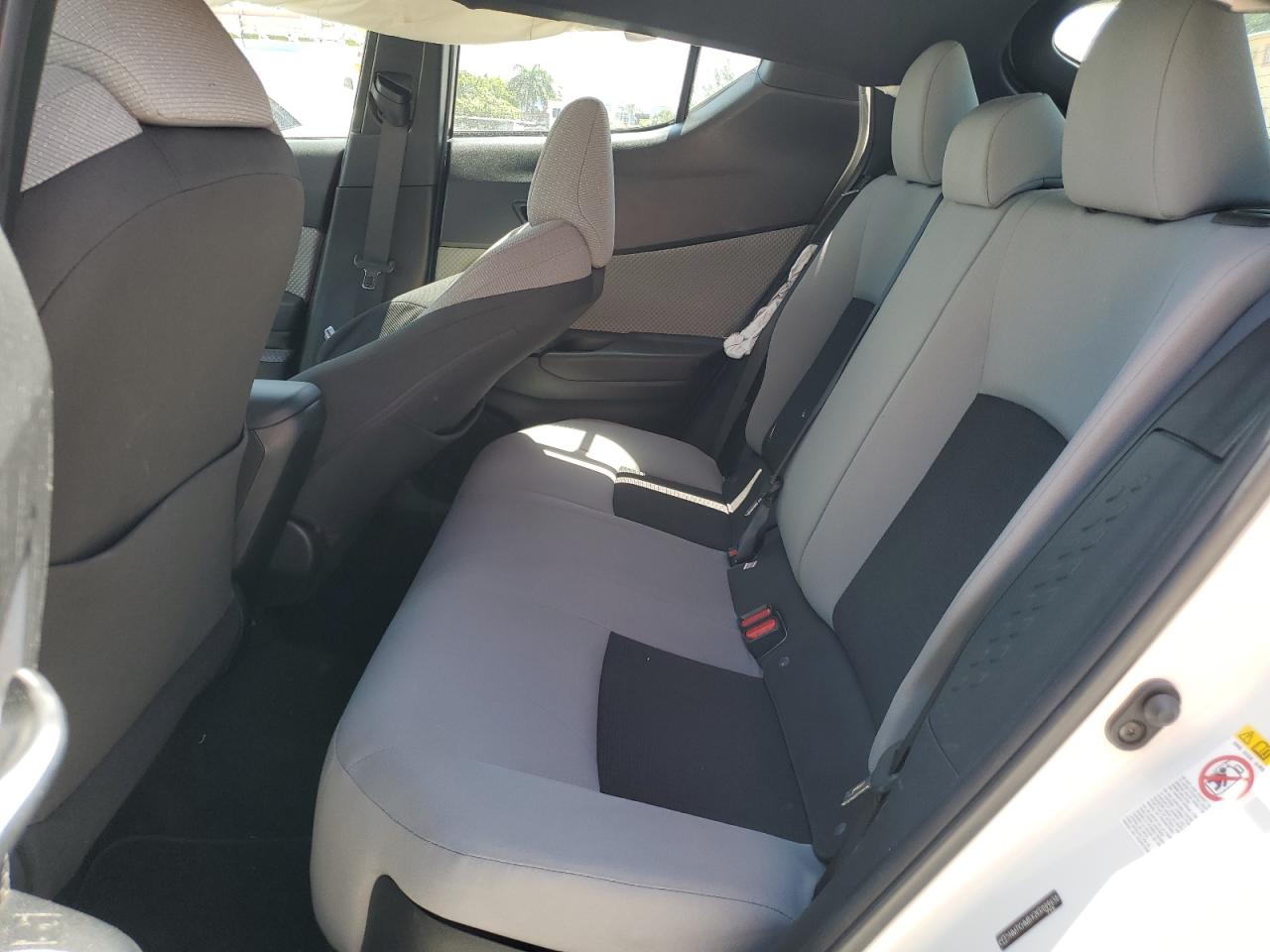 2019 Toyota C-Hr Xle VIN: NMTKHMBX2KR099650 Lot: 54829695