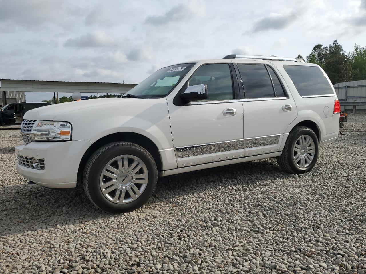 2013 Lincoln Navigator for Sale in Memphis, TN - Front End