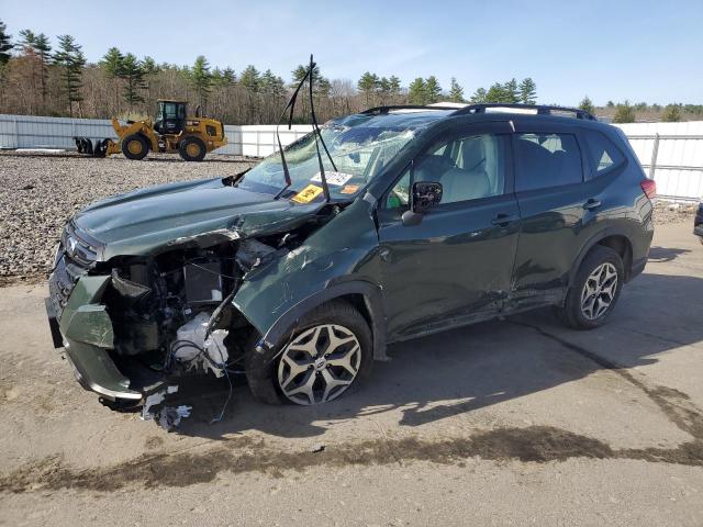  SUBARU FORESTER 2023 Зеленый
