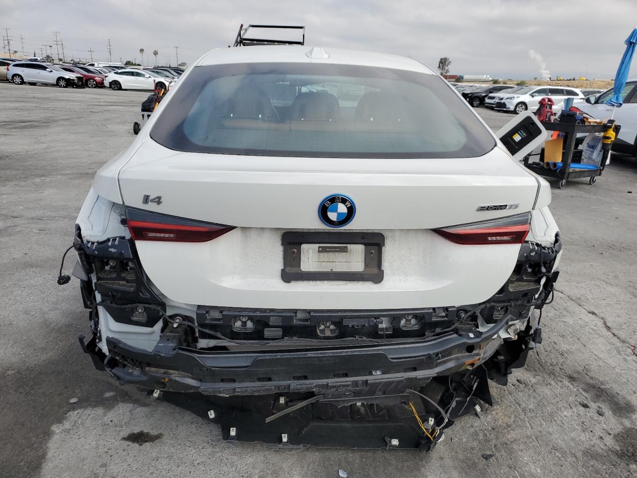 2024 BMW I4 Edrive 35 VIN: WBY43AW05RFT14046 Lot: 54940645