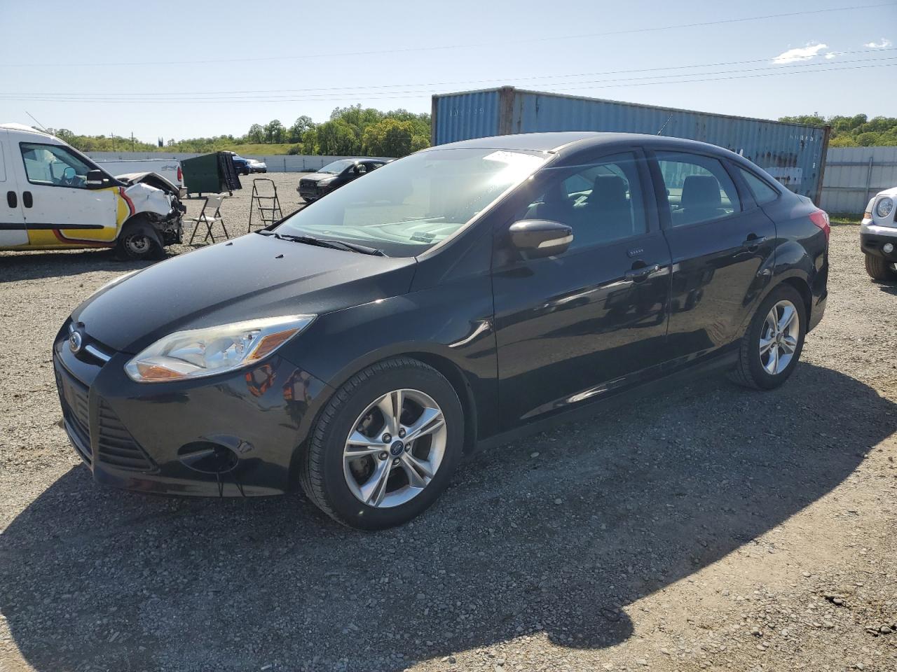 2014 Ford Focus Se for Sale in Anderson, CA - Minor Dent/Scratches