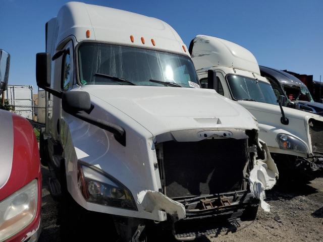 2019 Freightliner Cascadia 126 Semi Truck