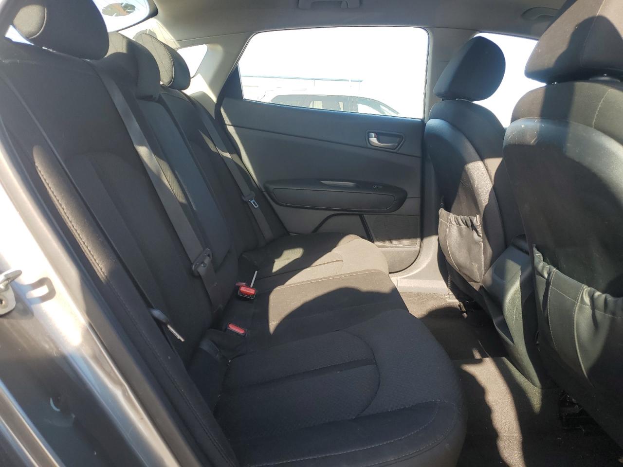 2017 Kia Optima Lx VIN: 5XXGT4L38HG131819 Lot: 52249595