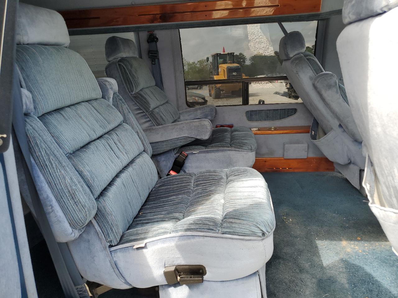 1992 Chevrolet G20 VIN: 1GBEG25K1N7130492 Lot: 51639375