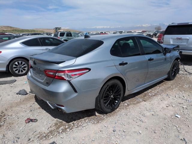  TOYOTA CAMRY 2020 Серебристый