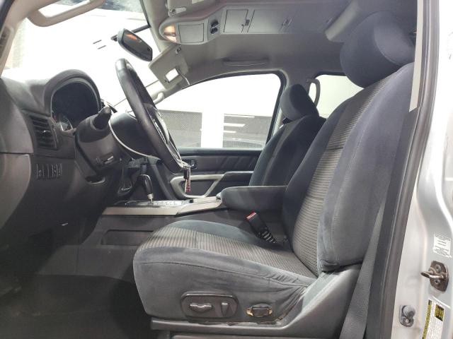  NISSAN ARMADA 2015 Серебристый