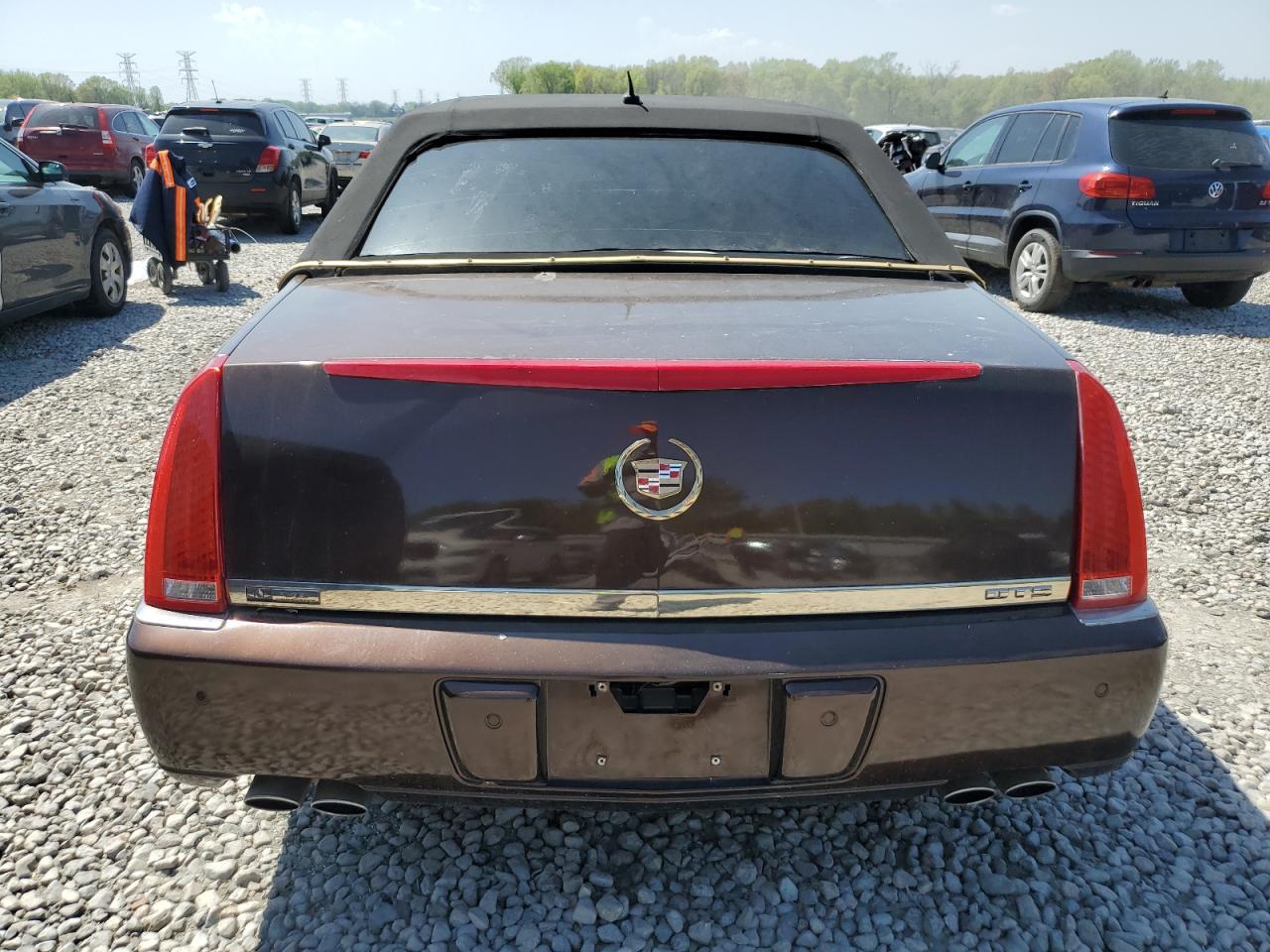 2008 Cadillac Dts VIN: 1G6KD57Y68U132371 Lot: 52395235