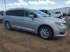 2018 Chrysler Pacifica Touring L продається в Woodhaven, MI - Side