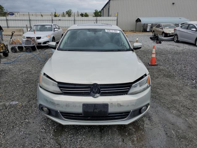  VOLKSWAGEN JETTA 2019 Kremowy