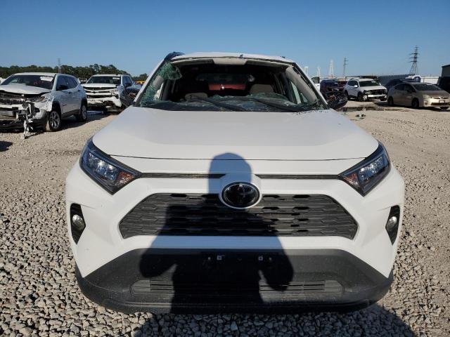  TOYOTA RAV4 2021 Biały