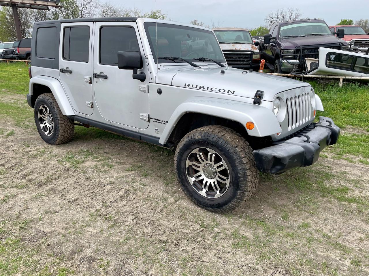 2008 Jeep Wrangler Unlimited Rubicon for Sale in Grand Prairie, TX - Normal Wear
