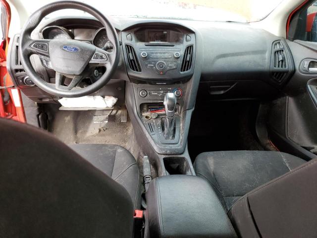 Хетчбеки FORD FOCUS 2015 Червоний