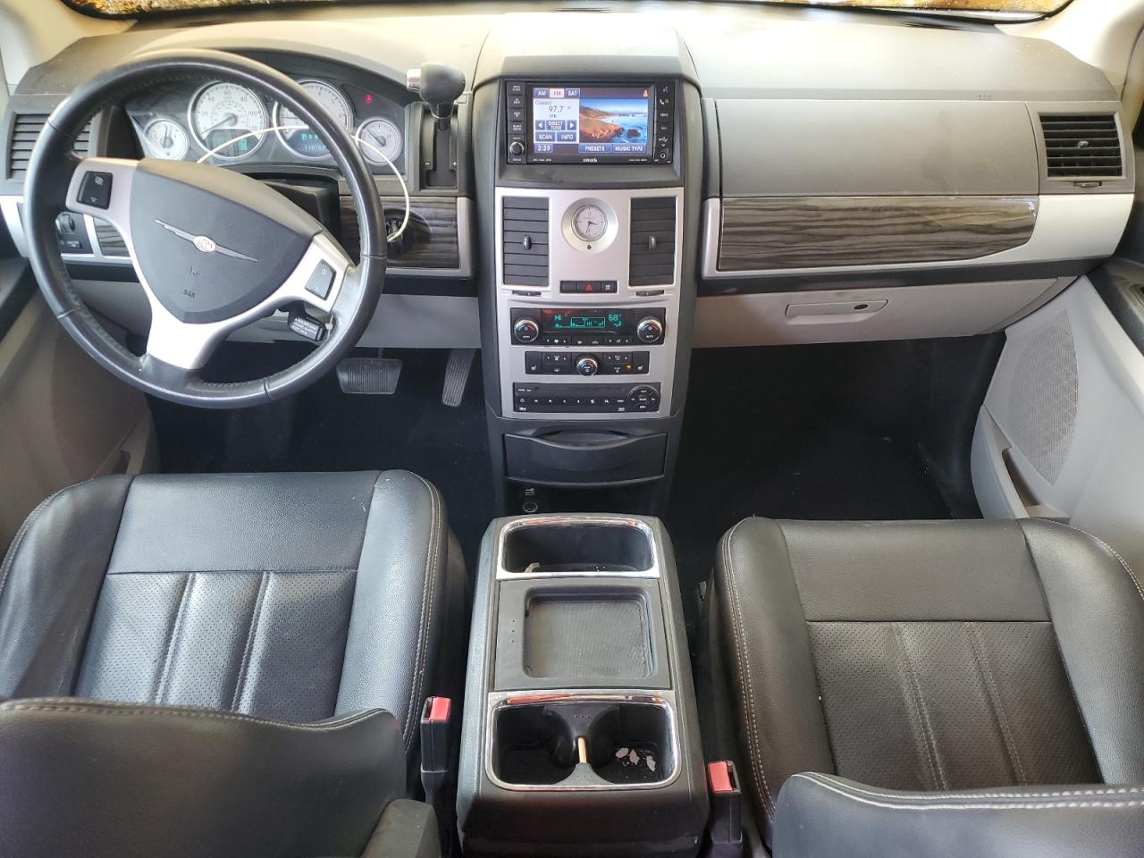 2010 Chrysler Town & Country Touring Plus VIN: 2A4RR8DX5AR360238 Lot: 53932585