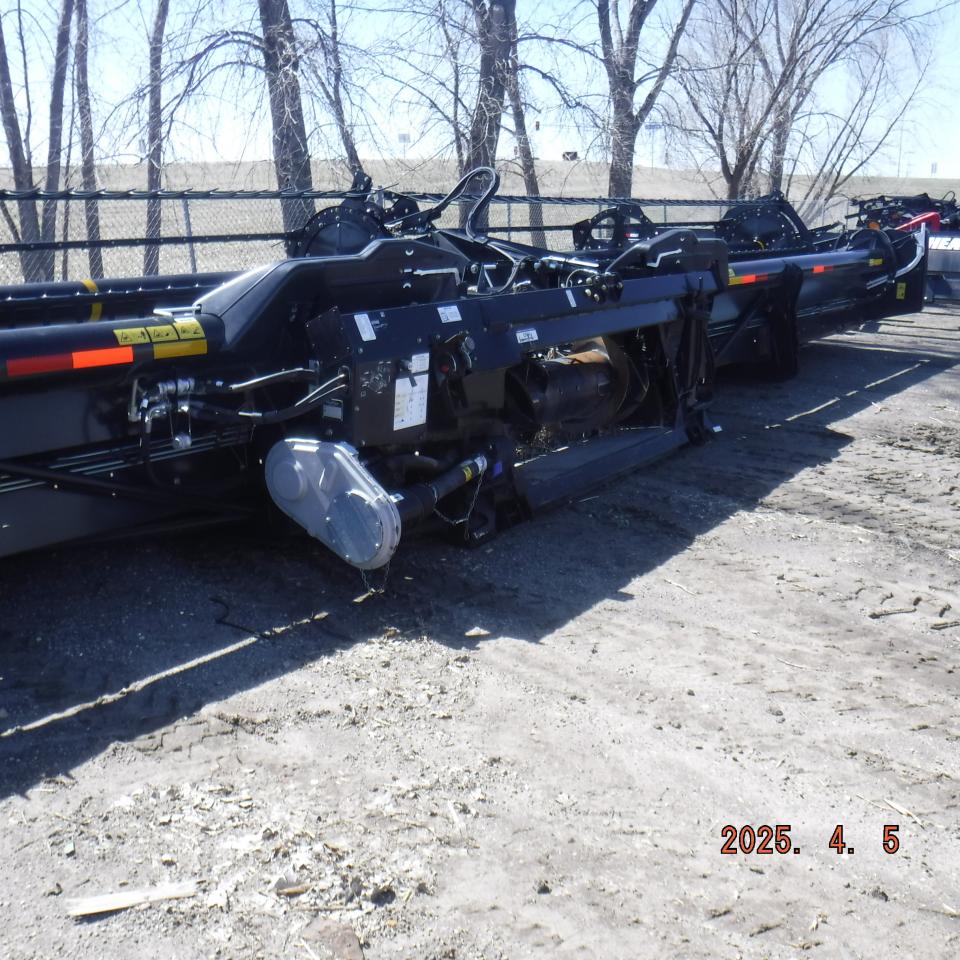 2017 Mac Don Fd75 продається в Avon, MN - Frame Damage
