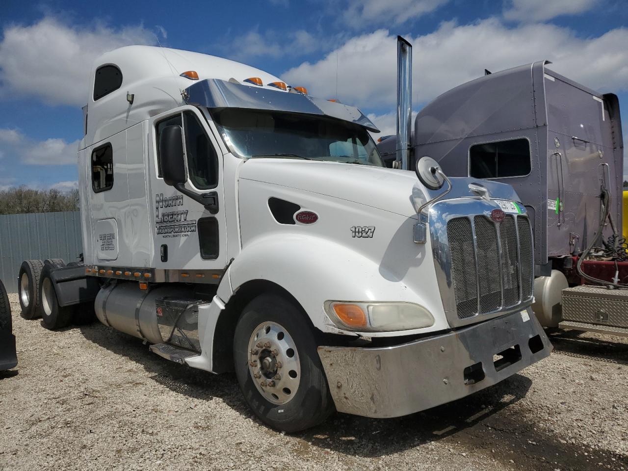 2007 Peterbilt 387 Semi Truck en Venta en Des Moines, IA - Front End