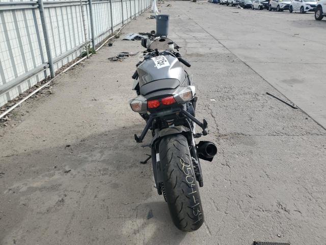  SUZUKI GSXR600 2018 Серый