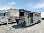 2007 Lakota Horse Trailer for Sale in Madisonville, TN - Burn