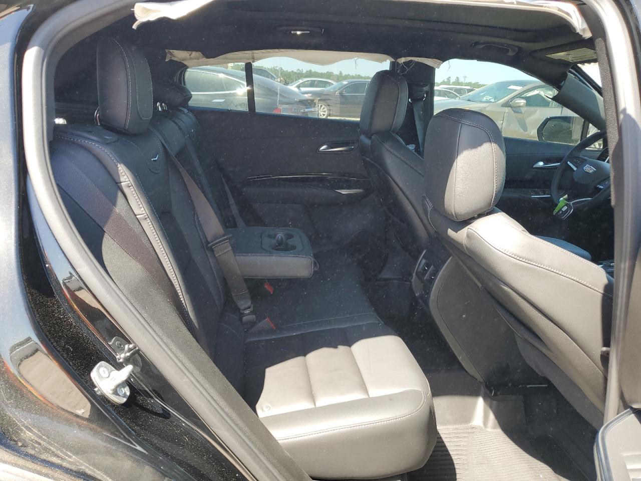 2024 Cadillac Xt4 Luxury VIN: 1GYAZAR49RF206895 Lot: 52154895