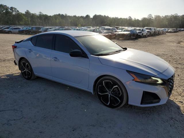  NISSAN ALTIMA 2023 Белый