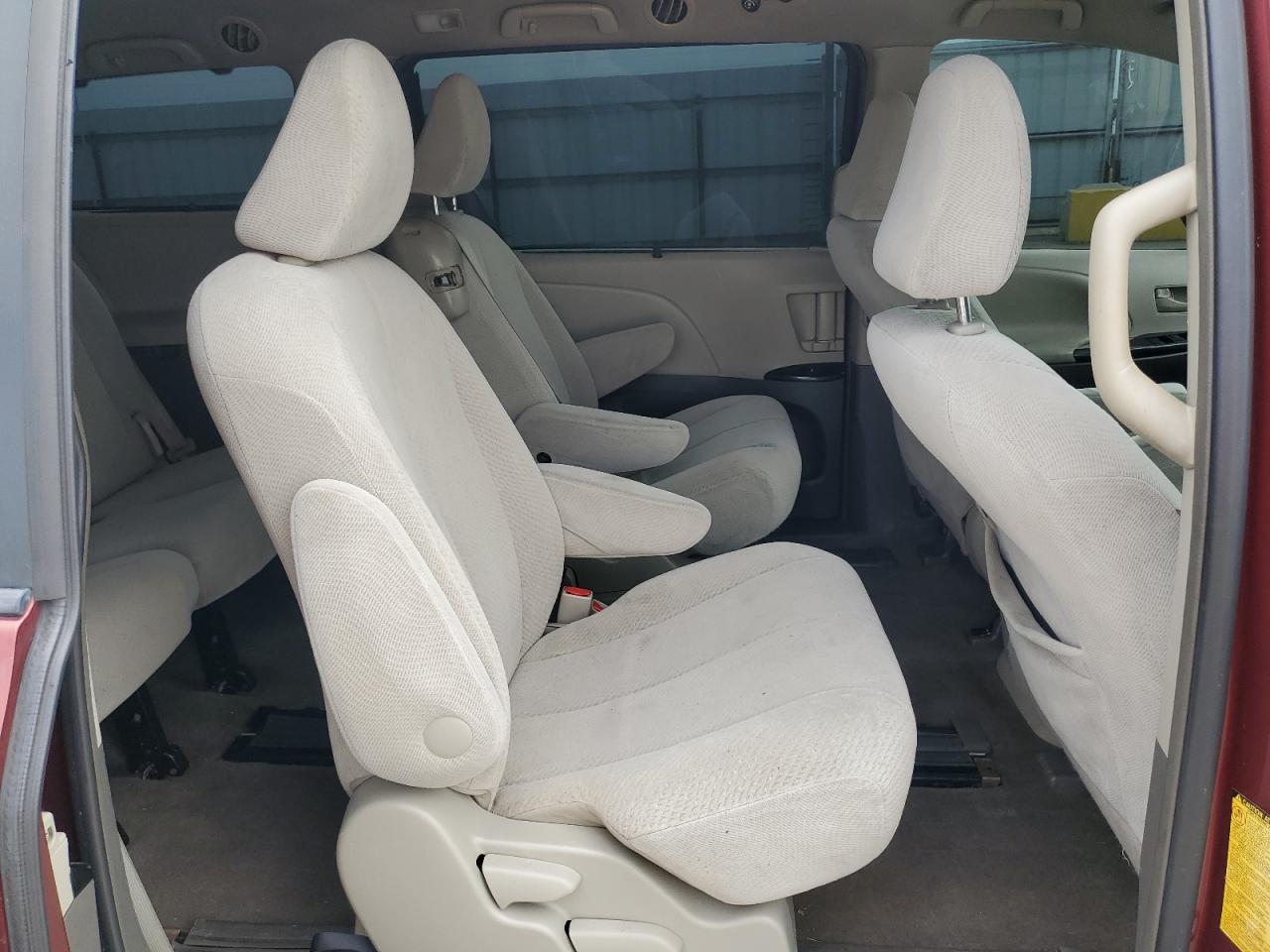 2012 Toyota Sienna Le VIN: 5TDKK3DC9CS259418 Lot: 53755945