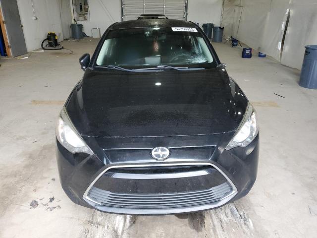 Sedans TOYOTA SCION 2016 Czarny