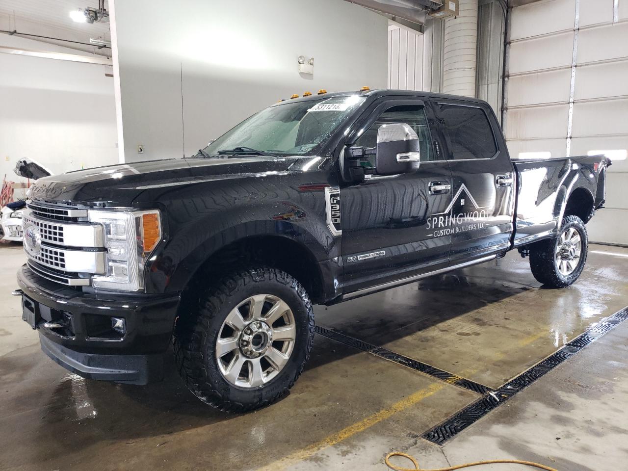 2018 Ford F350 Super Duty for Sale in York Haven, PA - Rear End