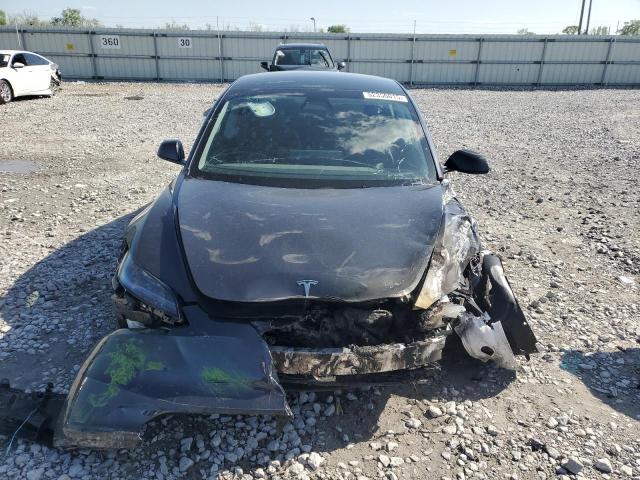  TESLA MODEL 3 2025 Серый