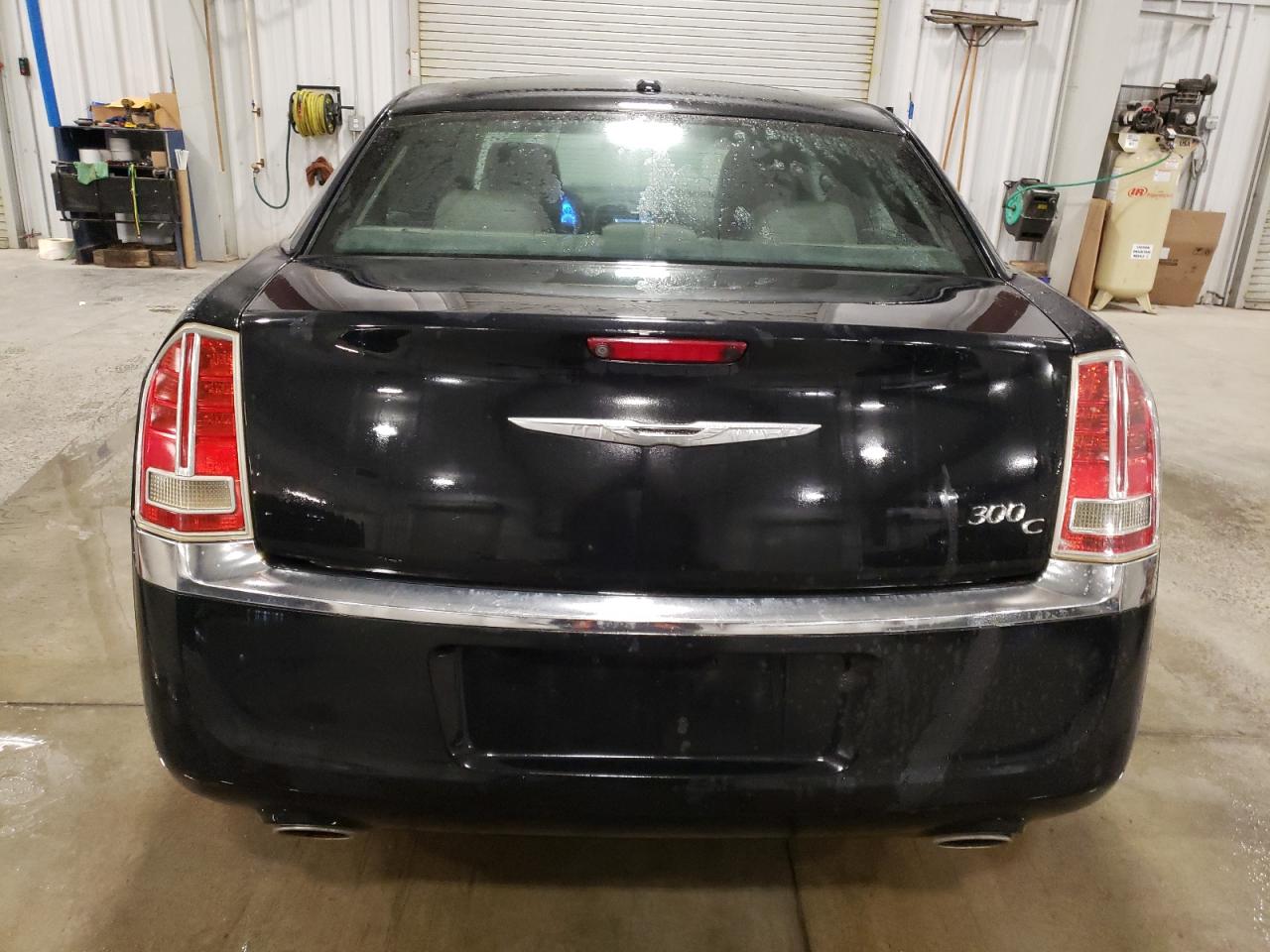 2013 Chrysler 300C VIN: 2C3CCAET1DH711645 Lot: 52899625