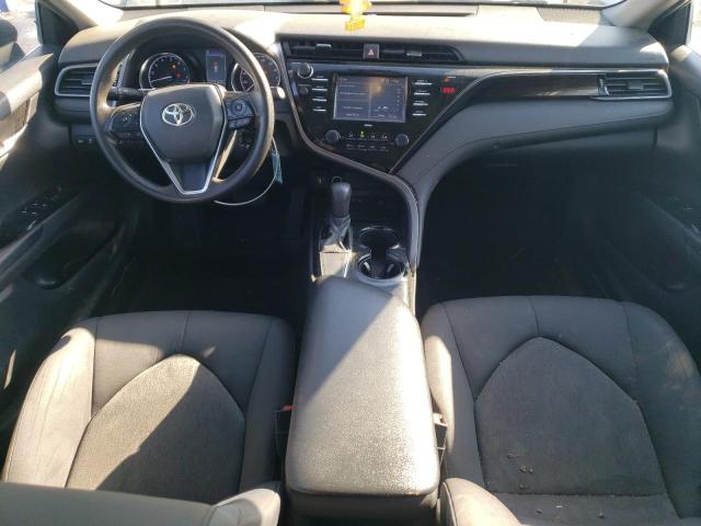  TOYOTA CAMRY 2020 Srebrny