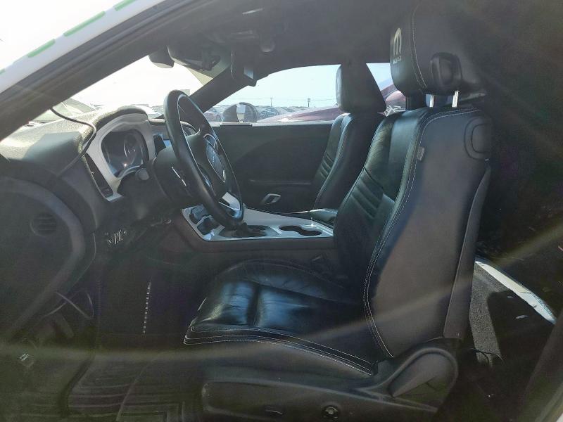 Coupet DODGE CHALLENGER 2015 Biały