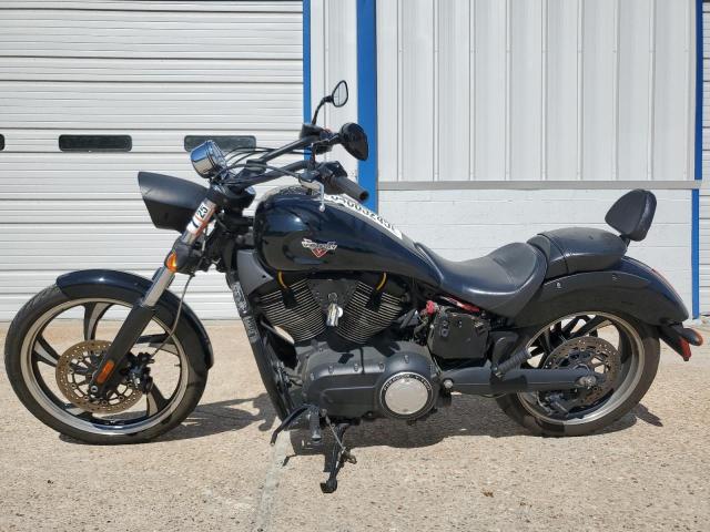2013 VICTORY MOTORCYCLES VEGAS 8-BALL