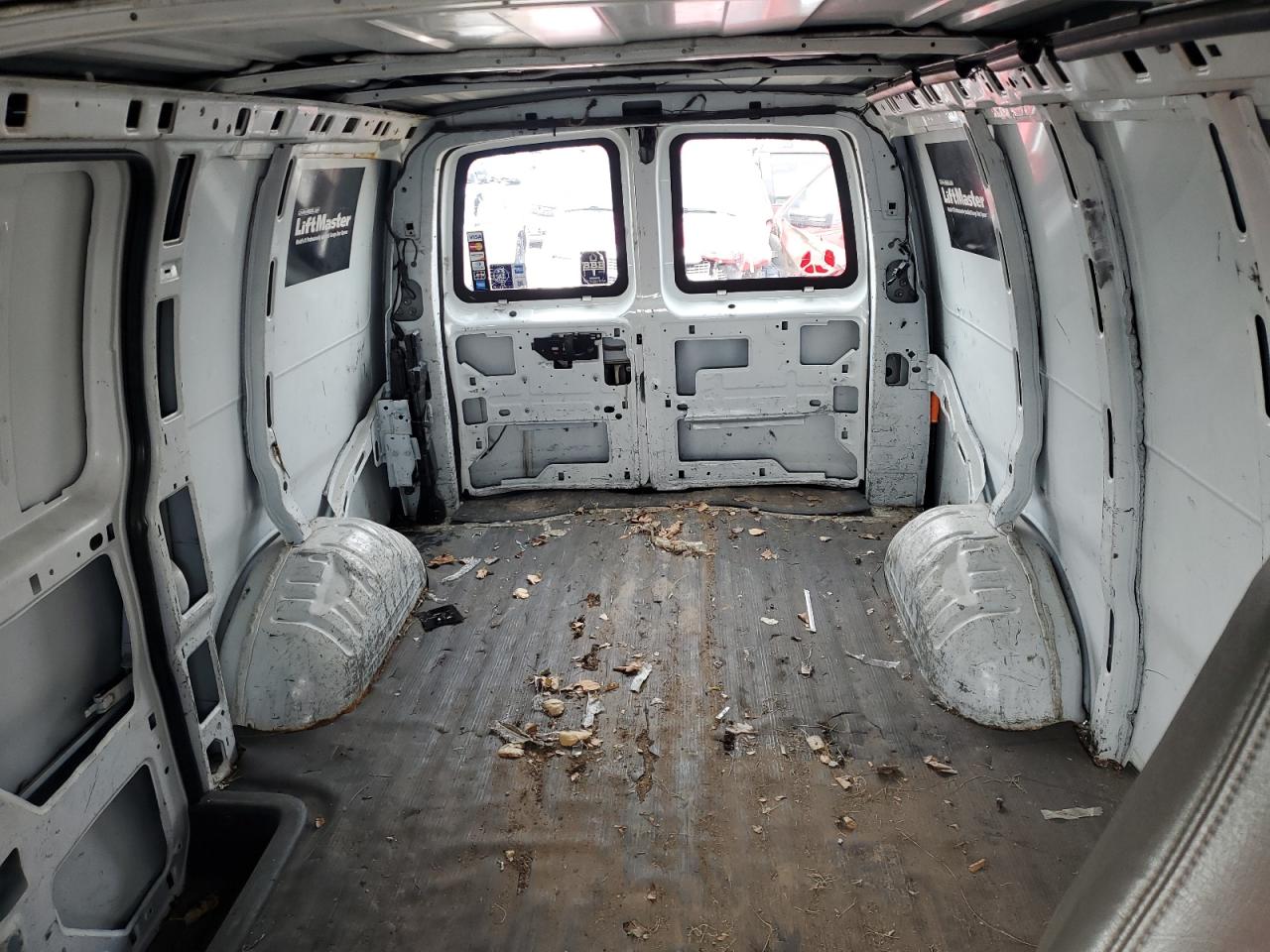 2007 Chevrolet Express G1500 VIN: 1GCFG15X571125310 Lot: 51656775