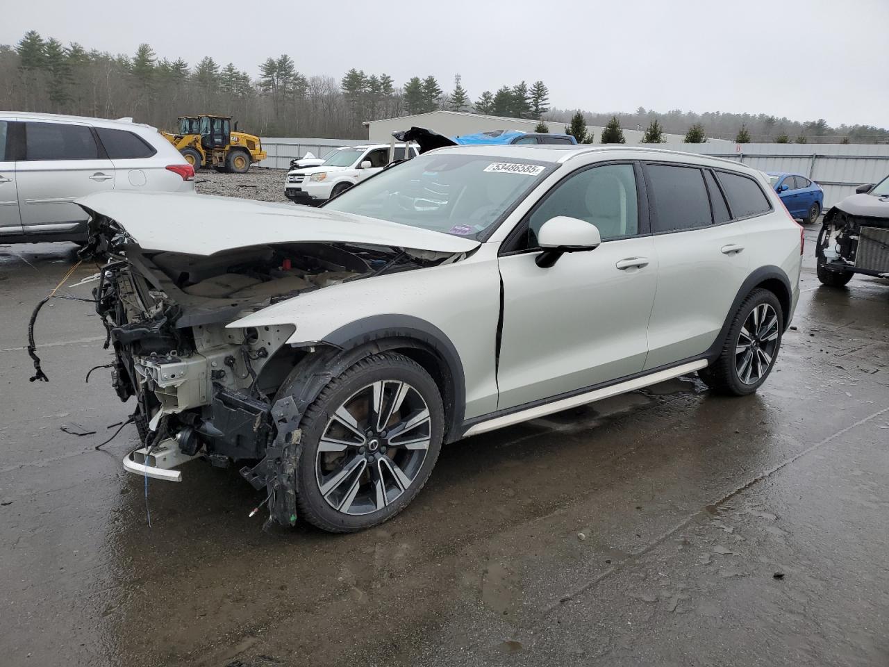 2020 Volvo V60 Cross Country T5 Momentum for Sale in Windham, ME - Front End