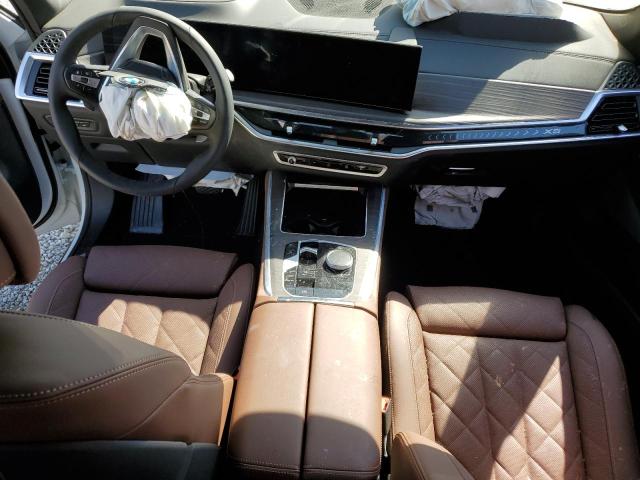  BMW X5 2025 Белы