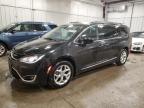 2017 Chrysler Pacifica Touring L na sprzedaż w Franklin, WI - Front End