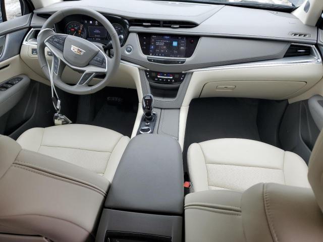  CADILLAC XT5 2024 Granatowy