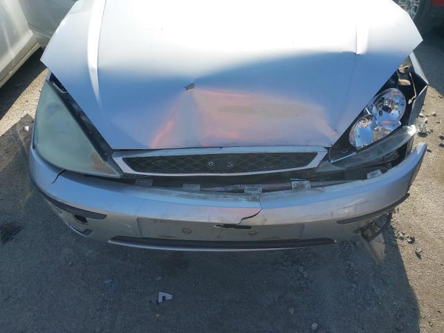 2002 FORD FOCUS GHIA