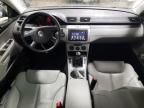 2007 Volkswagen Passat 2.0T for Sale in Elgin, IL - Side