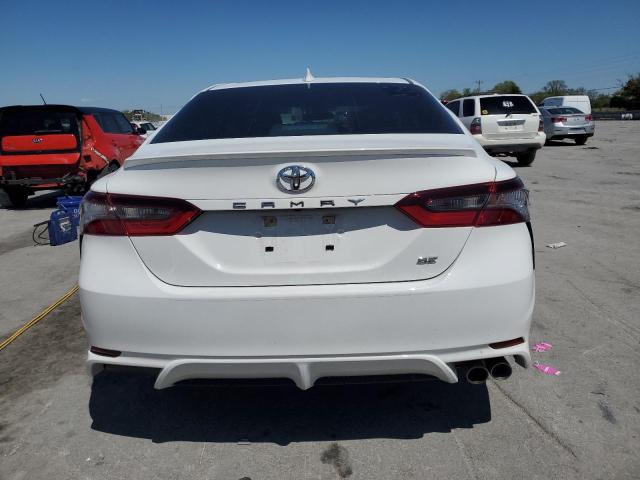  TOYOTA CAMRY 2023 Белы