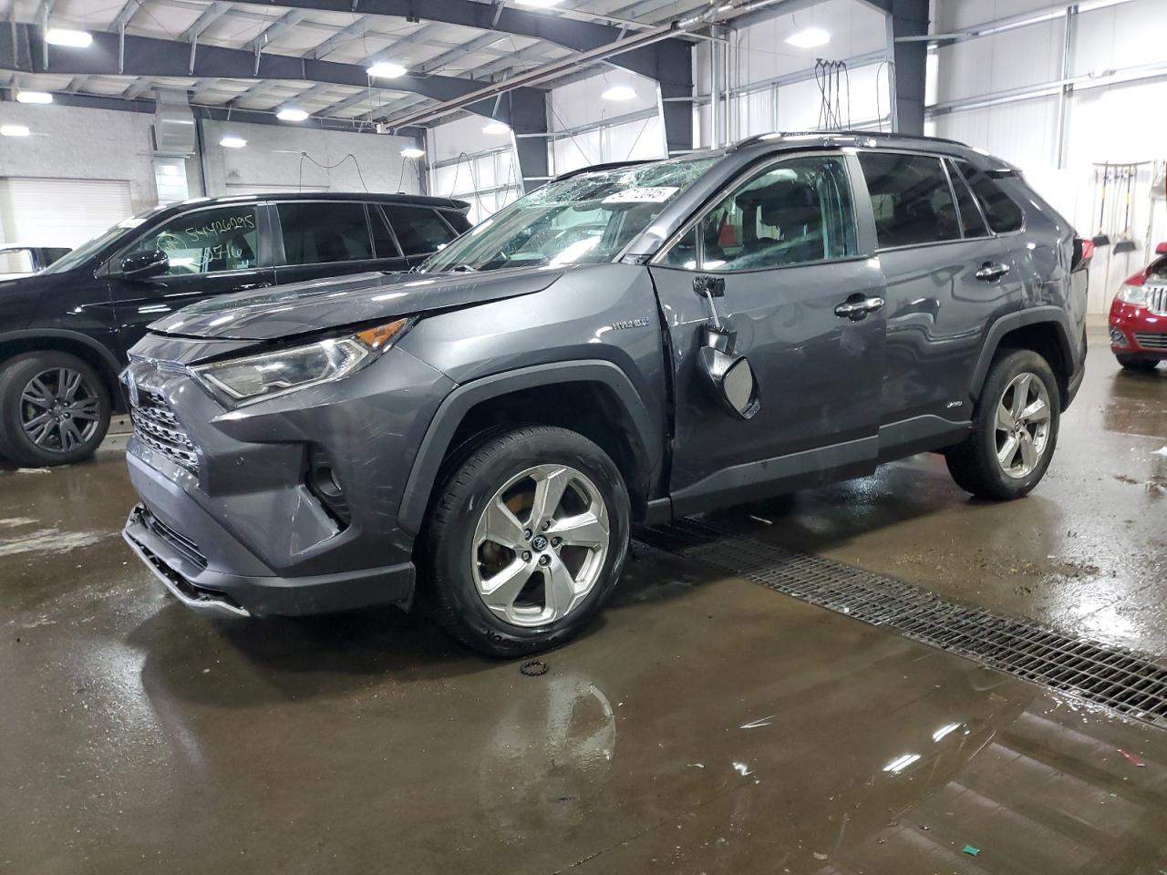 2019 Toyota Rav4 Limited for Sale in Ham Lake, MN - Rollover