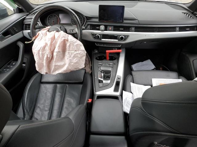 Sedans AUDI A4 2017 Srebrny