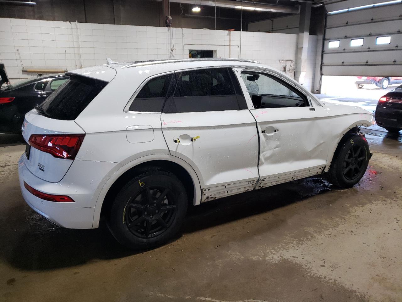 wa1bnafy0j2190573 WA1BNAFY0J2190573 2018 Audi Q5 Premium Plus