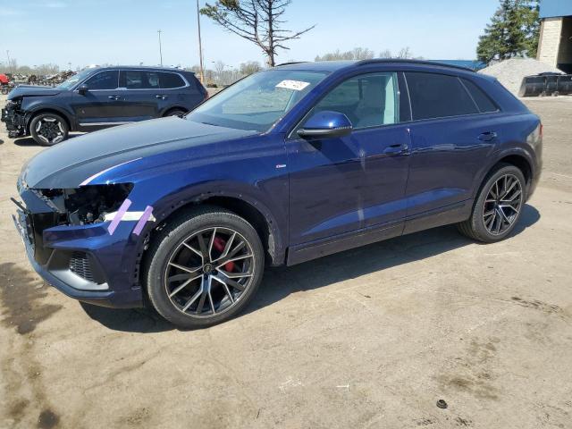  AUDI Q8 2023 Granatowy