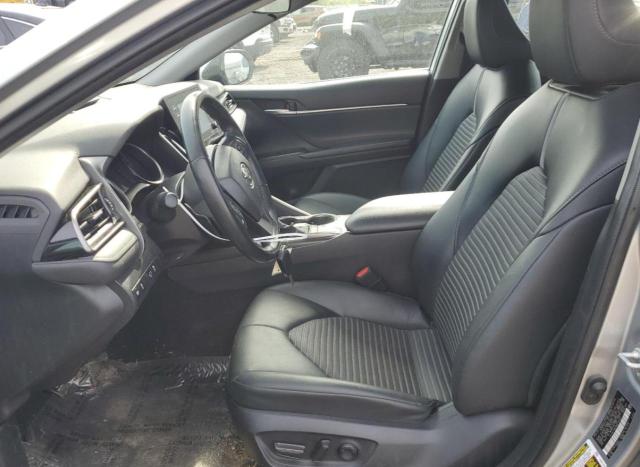  TOYOTA CAMRY 2022 Серебристый