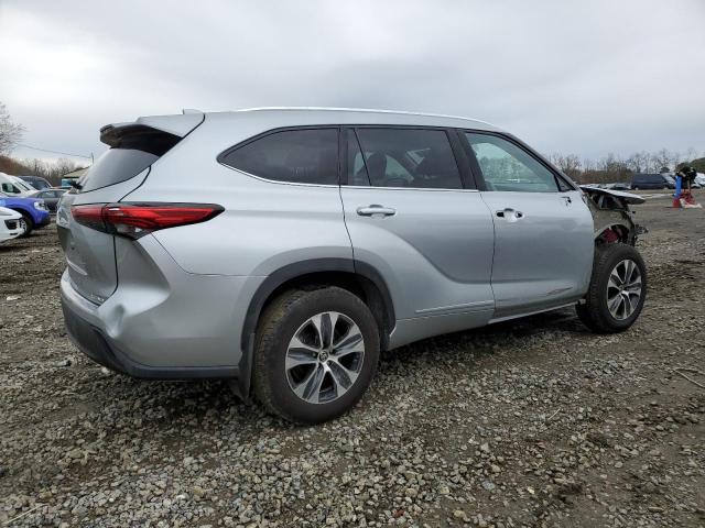  TOYOTA HIGHLANDER 2021 Silver