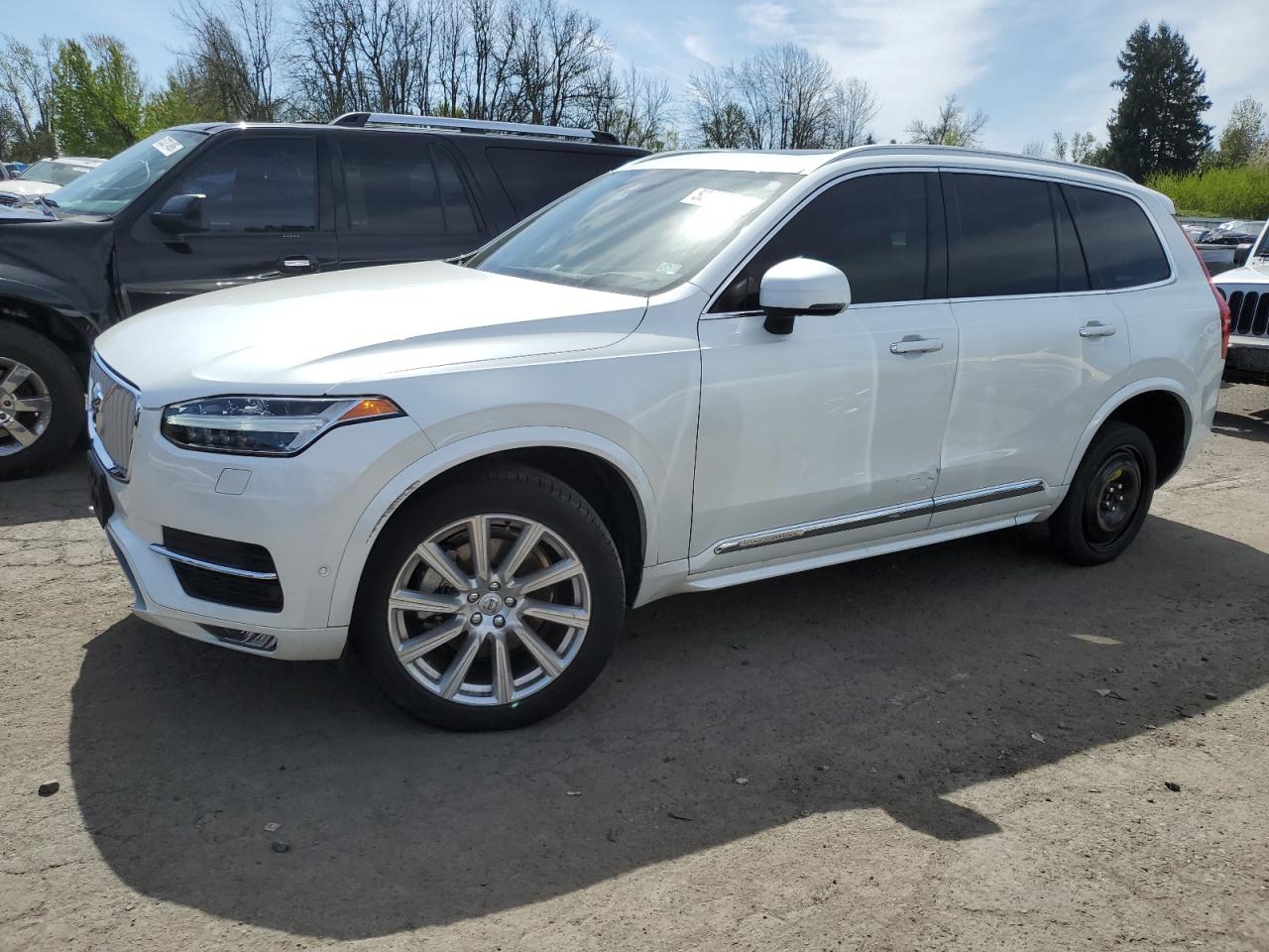 2018 Volvo Xc90 T6 for Sale in Portland, OR - Side