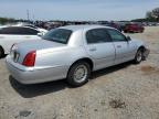 2002 Lincoln Town Car Signature იყიდება Riverview-ში, FL - Front End